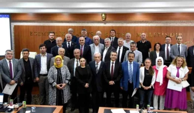 Erzurum Kent Konseyi Başkanı Hüseyin Tanfer güven tazeledi