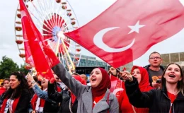 Türkiye A Milli Futbol Takımı, Hollanda ile Avrupa Futbol Şampiyonası çeyrek finalinde karşılaşacak