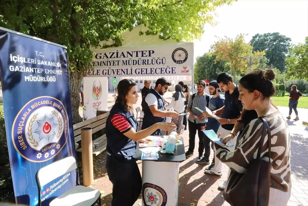 Gaziantep Emniyeti’nden Öğrencilere Güvenlik Bilinci Eğitimi