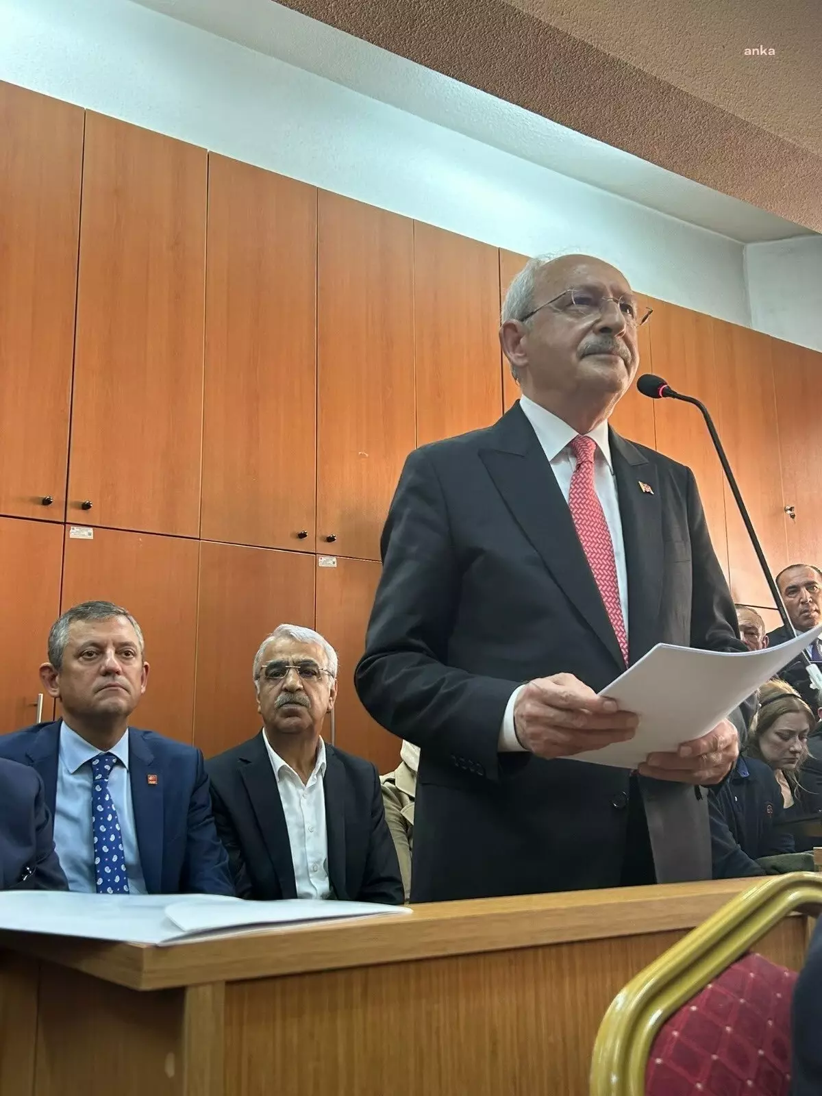 İmamoğlu’ndan Kılıçdaroğlu’na Destek: ‘Bu Millet Pabuç Bırakmaz’